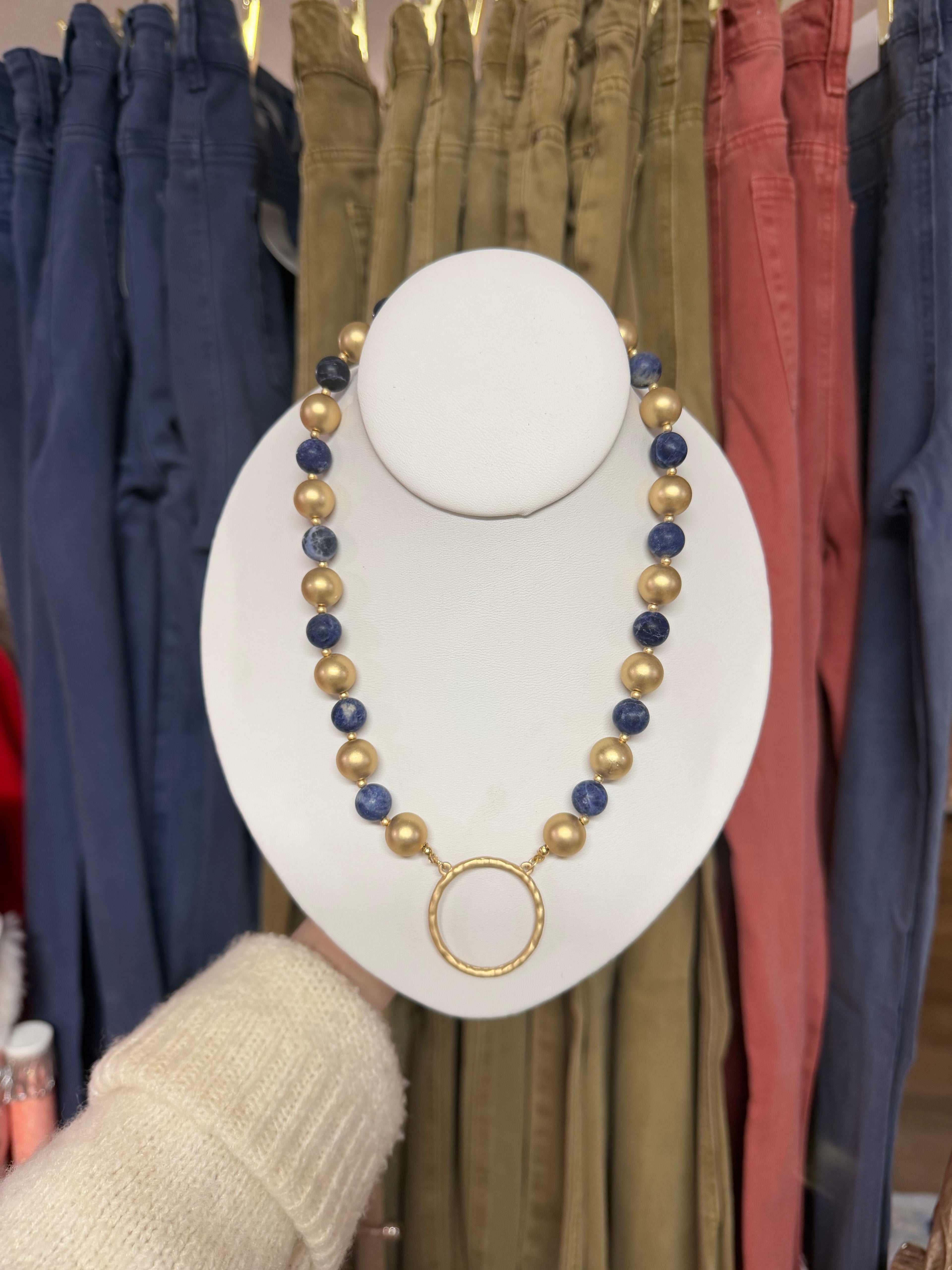 Hollow Circle Stone Necklace