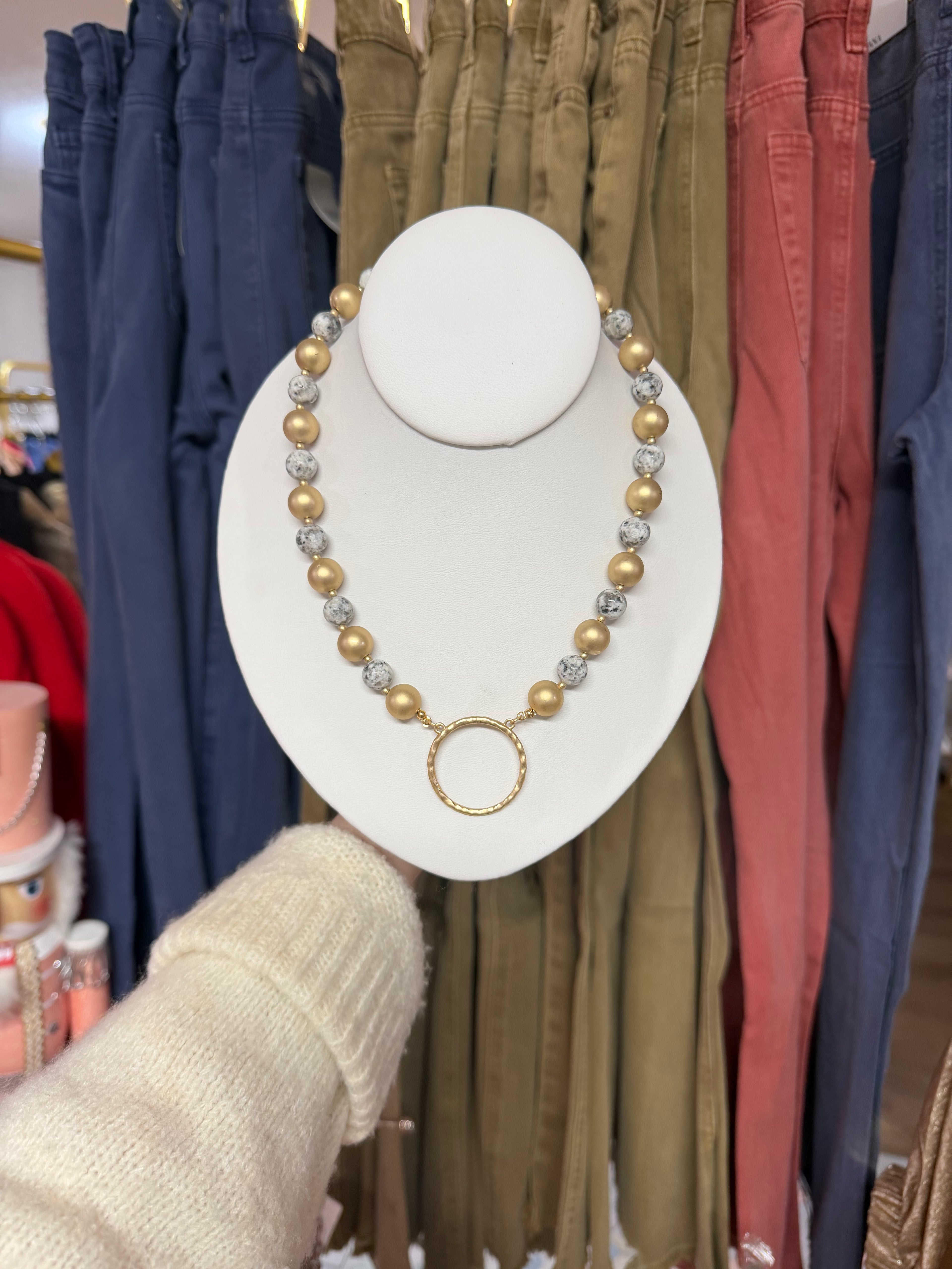 Hollow Circle Stone Necklace