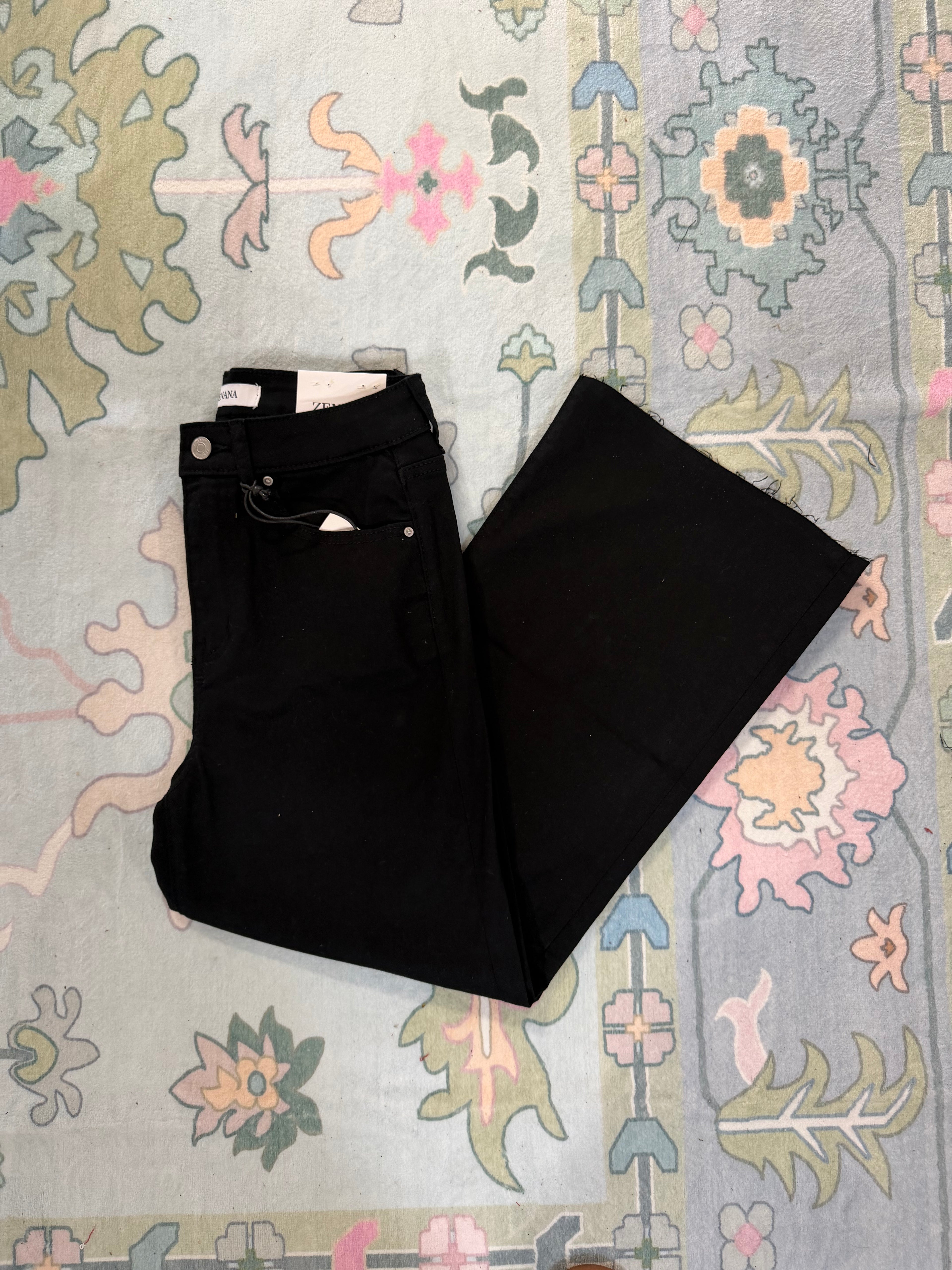 Black High Rise Flare Cropped Pants
