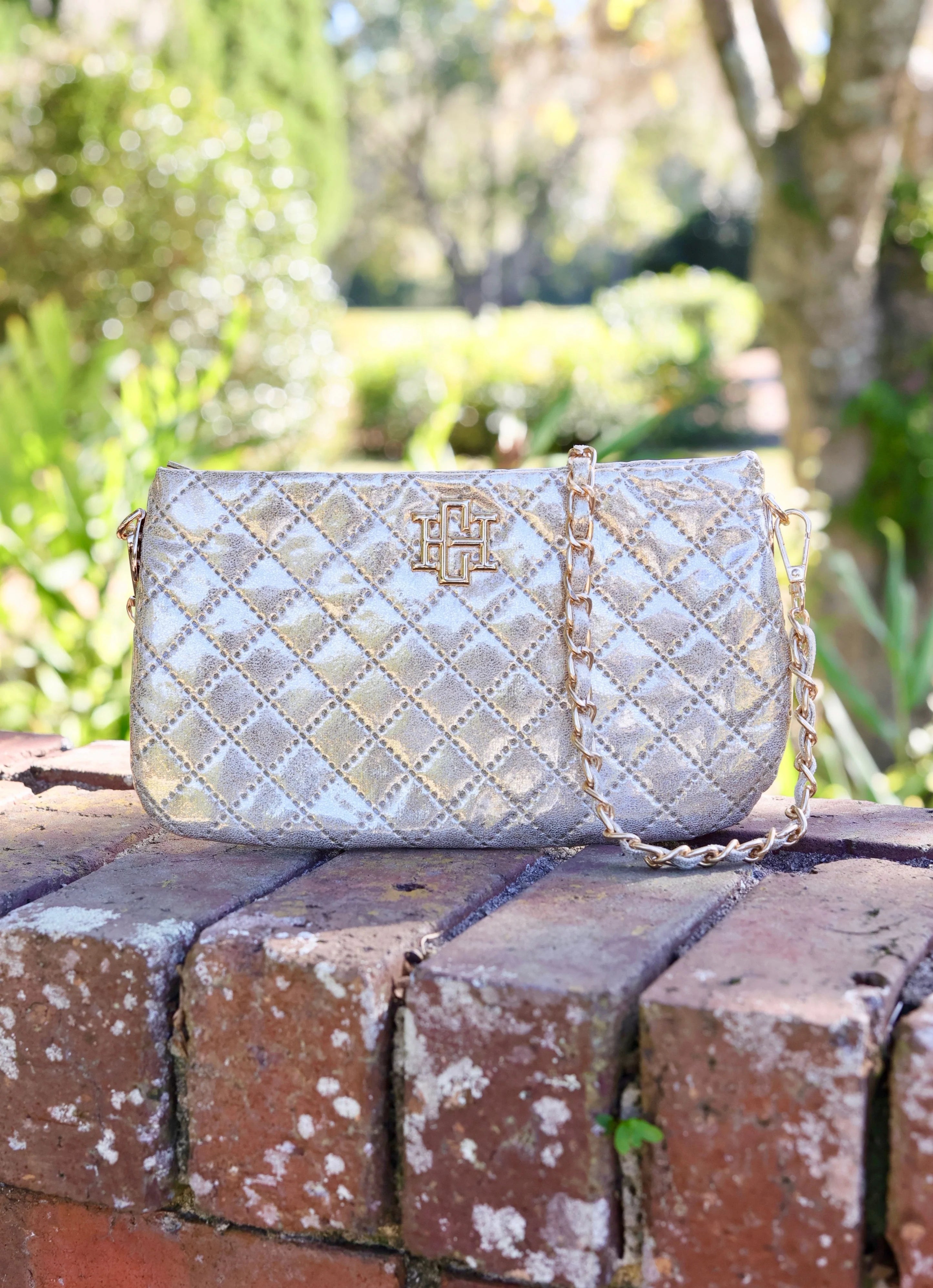 Livi Champagne Pop Crossbody