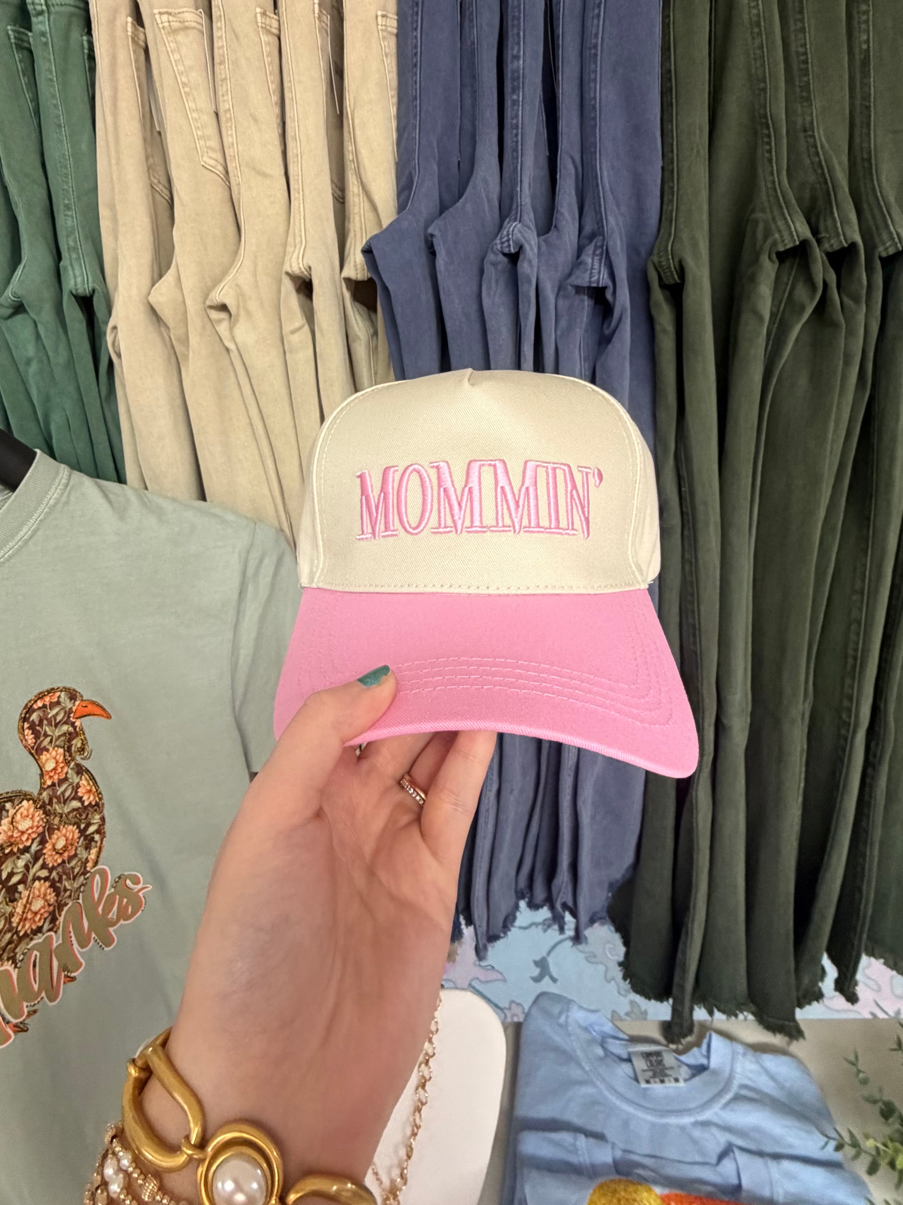 Mommin' Trucker Hat