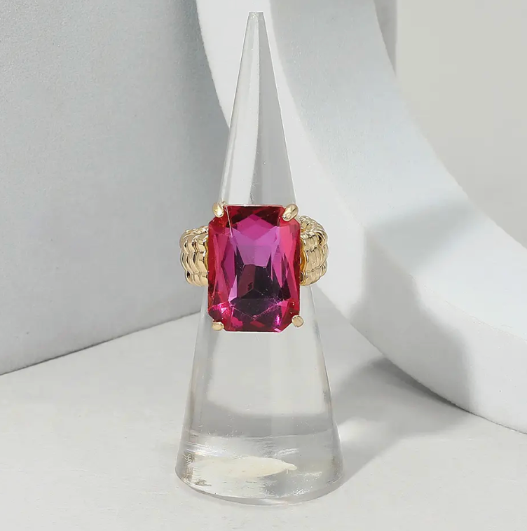 Emerald Cut Stretch Ring
