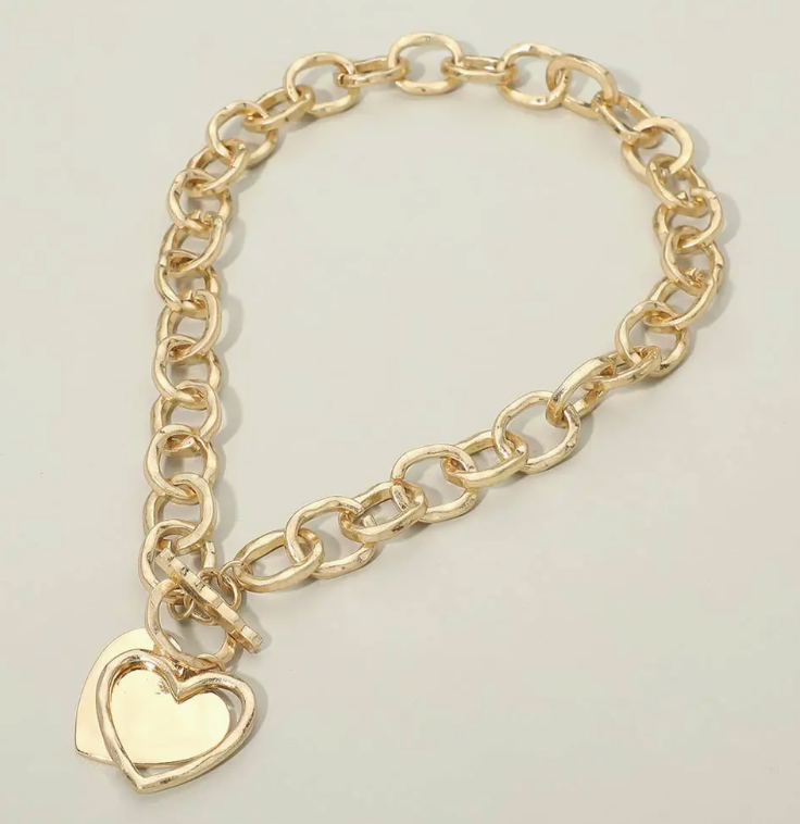 Hammered Layered Heart Pendant Chunky Chain Toggle Necklace