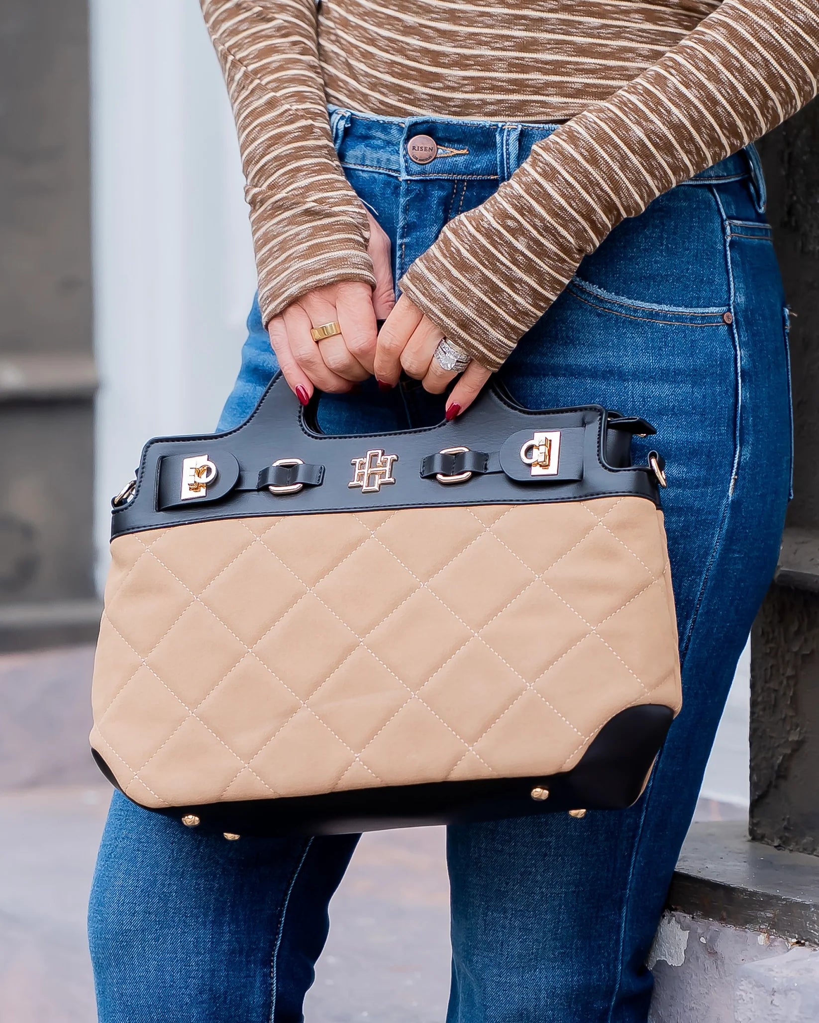Savannah Latte Black Saddle Bag